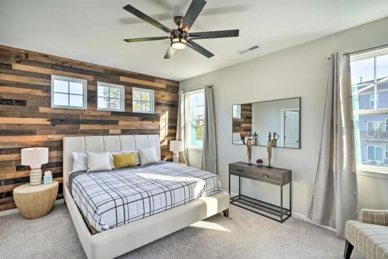 The Villas Buckingham 10 Mins To Rdu Airport Duke Downtown 达拉姆 外观 照片