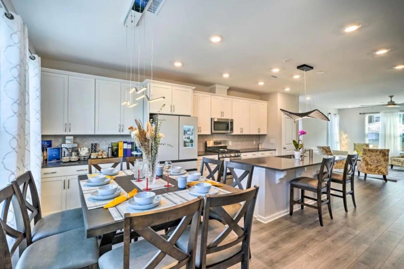 The Villas Buckingham 10 Mins To Rdu Airport Duke Downtown 达拉姆 外观 照片