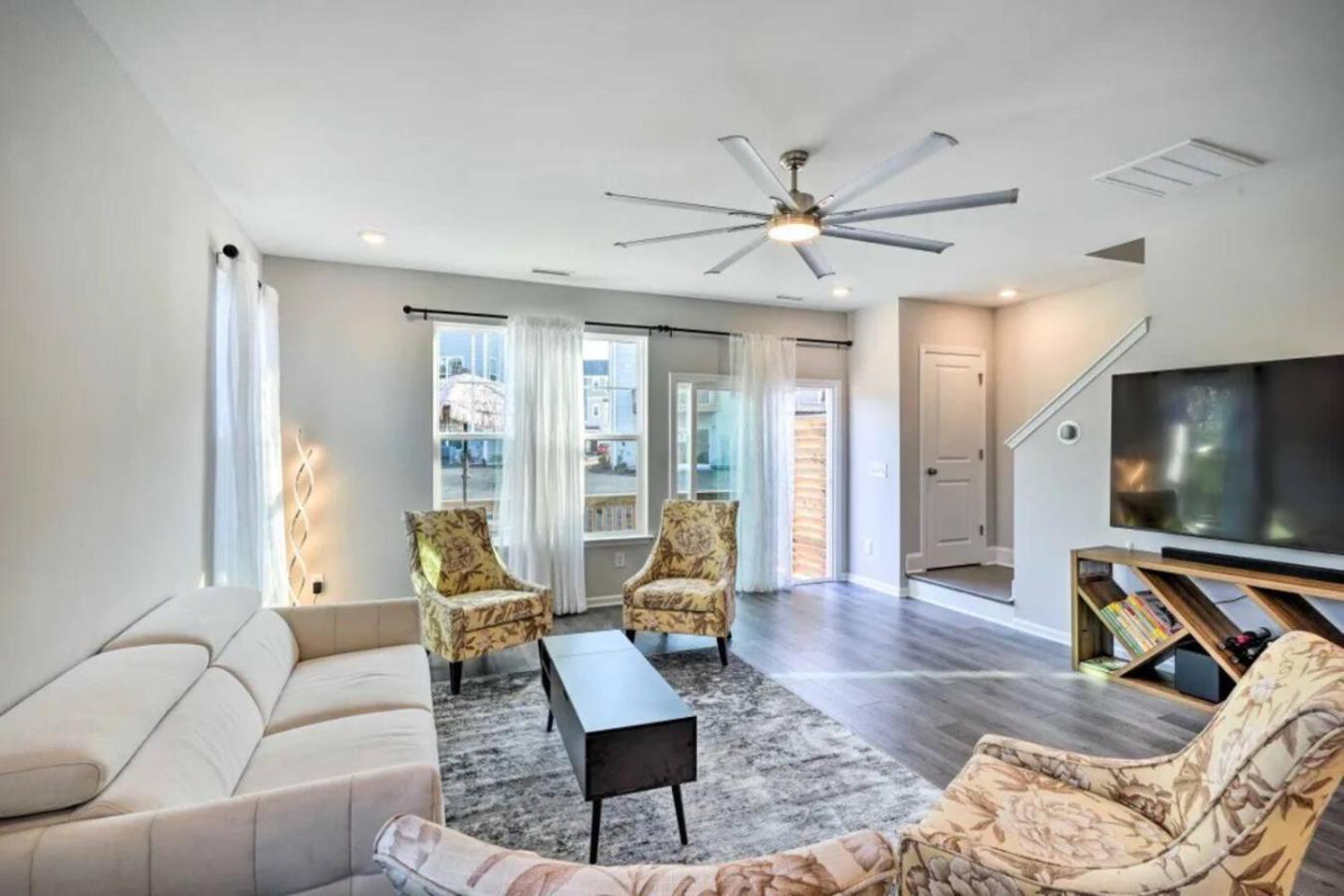 The Villas Buckingham 10 Mins To Rdu Airport Duke Downtown 达拉姆 外观 照片