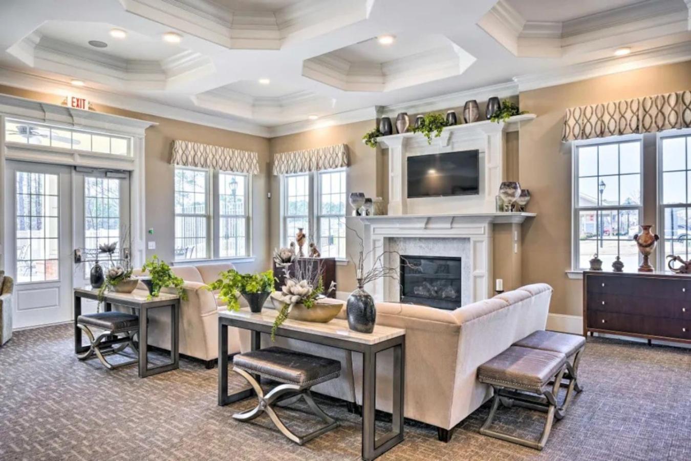 The Villas Buckingham 10 Mins To Rdu Airport Duke Downtown 达拉姆 外观 照片