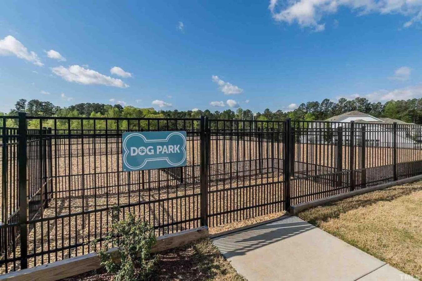 The Villas Buckingham 10 Mins To Rdu Airport Duke Downtown 达拉姆 外观 照片