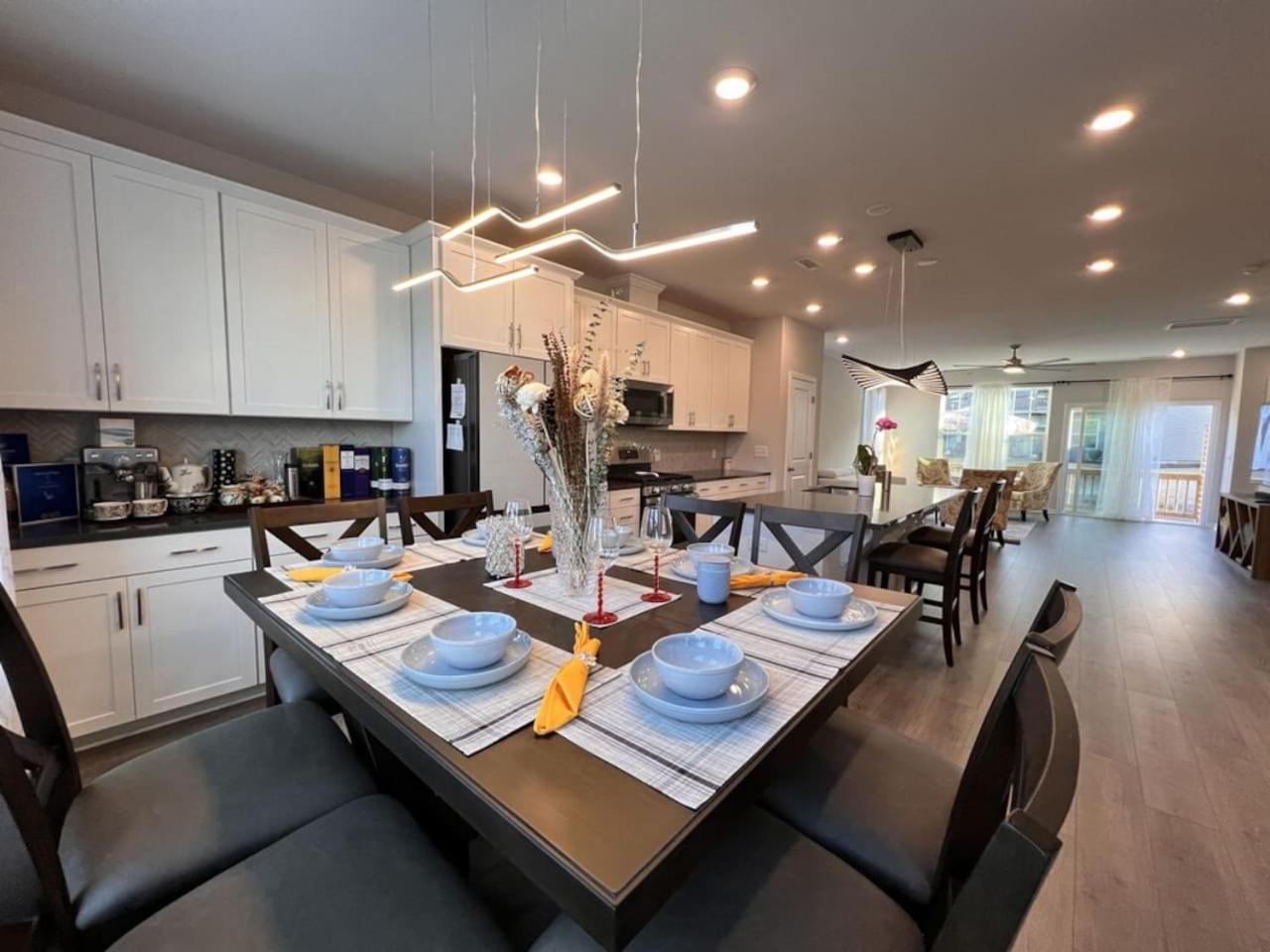 The Villas Buckingham 10 Mins To Rdu Airport Duke Downtown 达拉姆 外观 照片