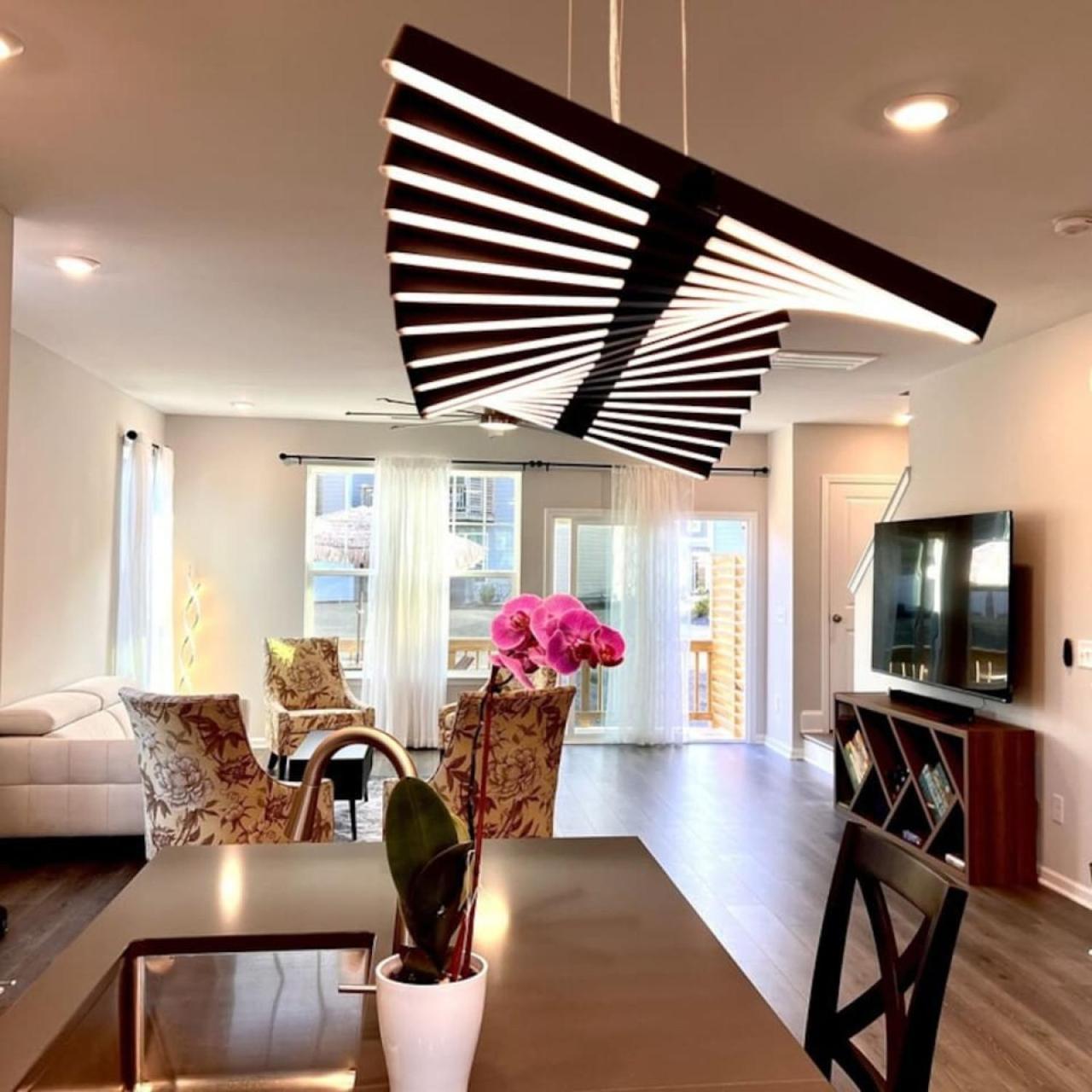 The Villas Buckingham 10 Mins To Rdu Airport Duke Downtown 达拉姆 外观 照片
