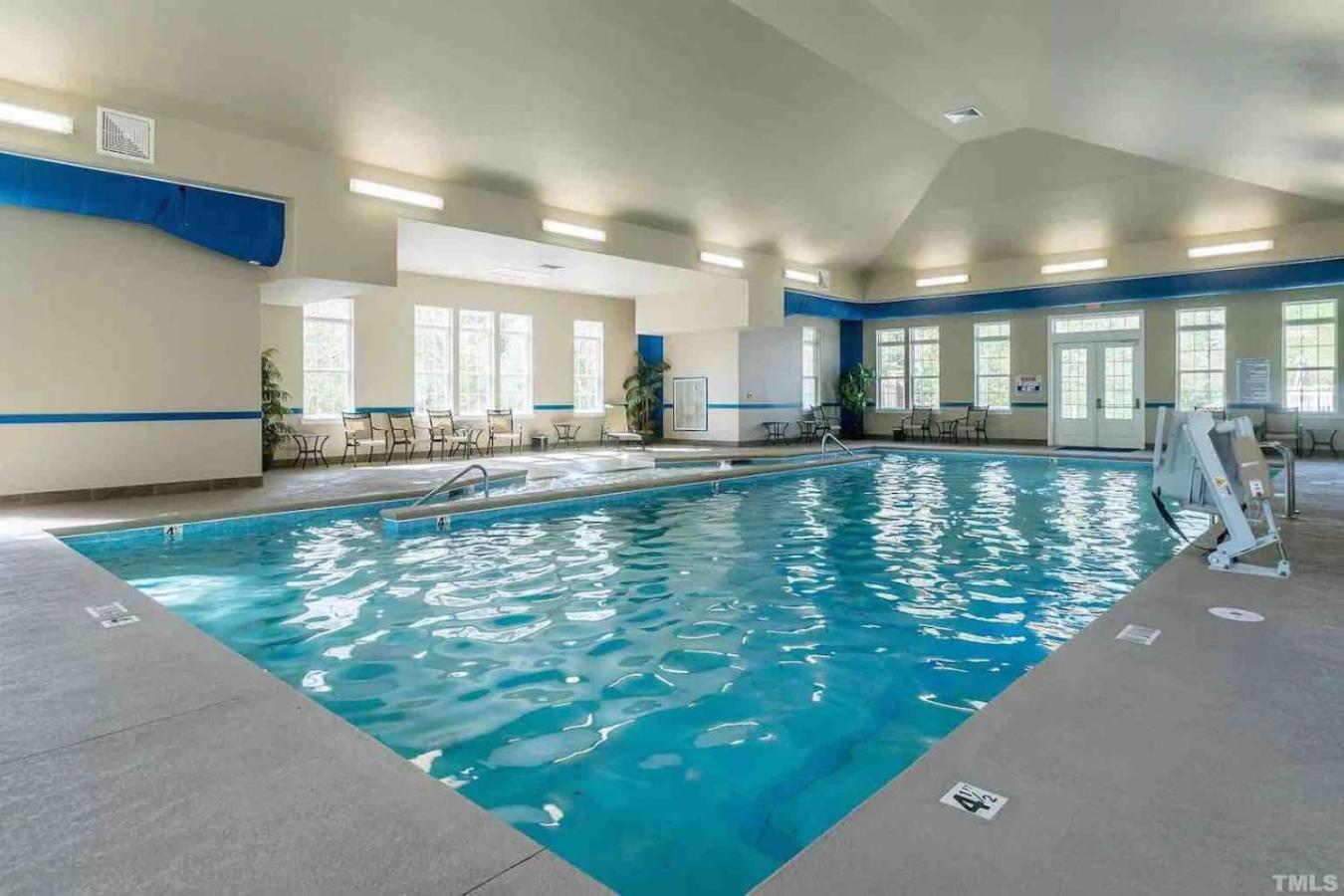 The Villas Buckingham 10 Mins To Rdu Airport Duke Downtown 达拉姆 外观 照片