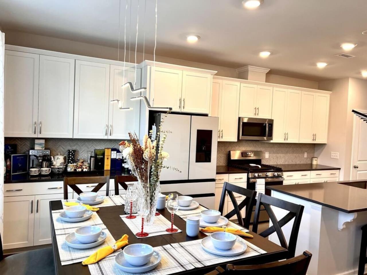 The Villas Buckingham 10 Mins To Rdu Airport Duke Downtown 达拉姆 外观 照片