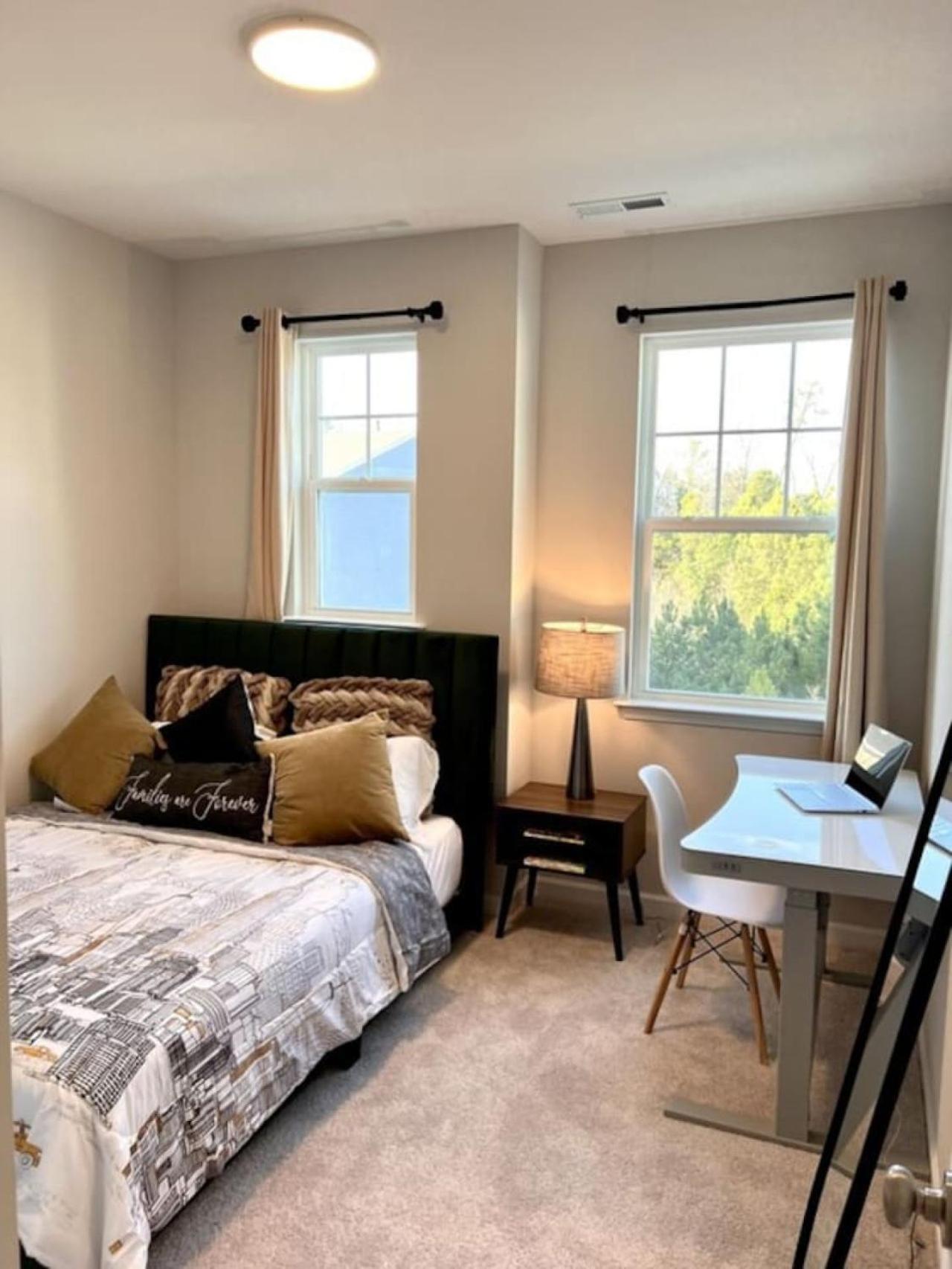 The Villas Buckingham 10 Mins To Rdu Airport Duke Downtown 达拉姆 外观 照片